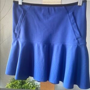 Lululemon Flared Skirt with Pockets – Back Zip Sz.S